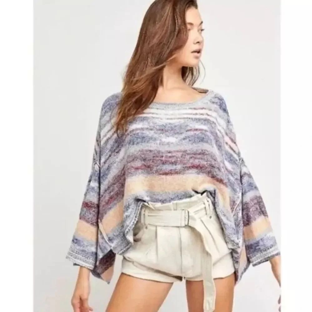 Free People Saturn Space Knit Poncho sz Sm